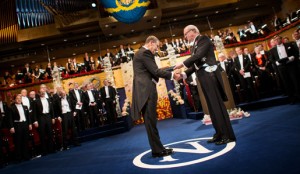 Церемония награждения Нобелевскими премиями 2012 началась в Стокгольме