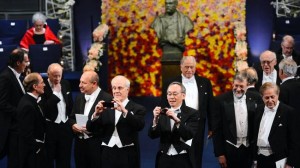 Награждения Нобелевскими премиями 2012 состоялись в Стокгольме и Осло