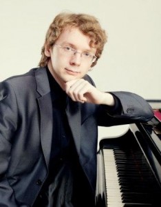 О «Русской весне» напомнит в Стокгольме молодой пианист из России