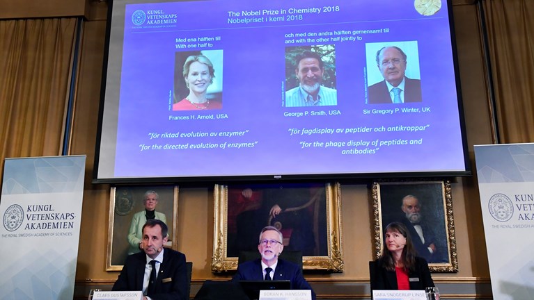 Нобелевская премия по химии за 2018 год присуждена за «укрощение» силы эволюции