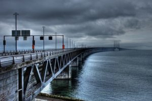 Эресуннский мост закрыли в пятницу на два часа из-за операции датской полиции