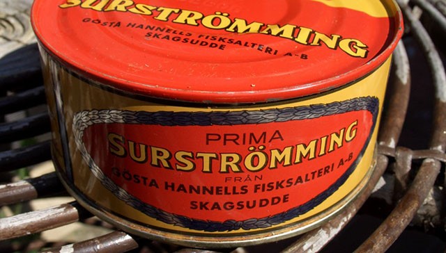 Сезон застолий с квашеной салакой под названием «Сюрстрёмминг» начался в Швеции