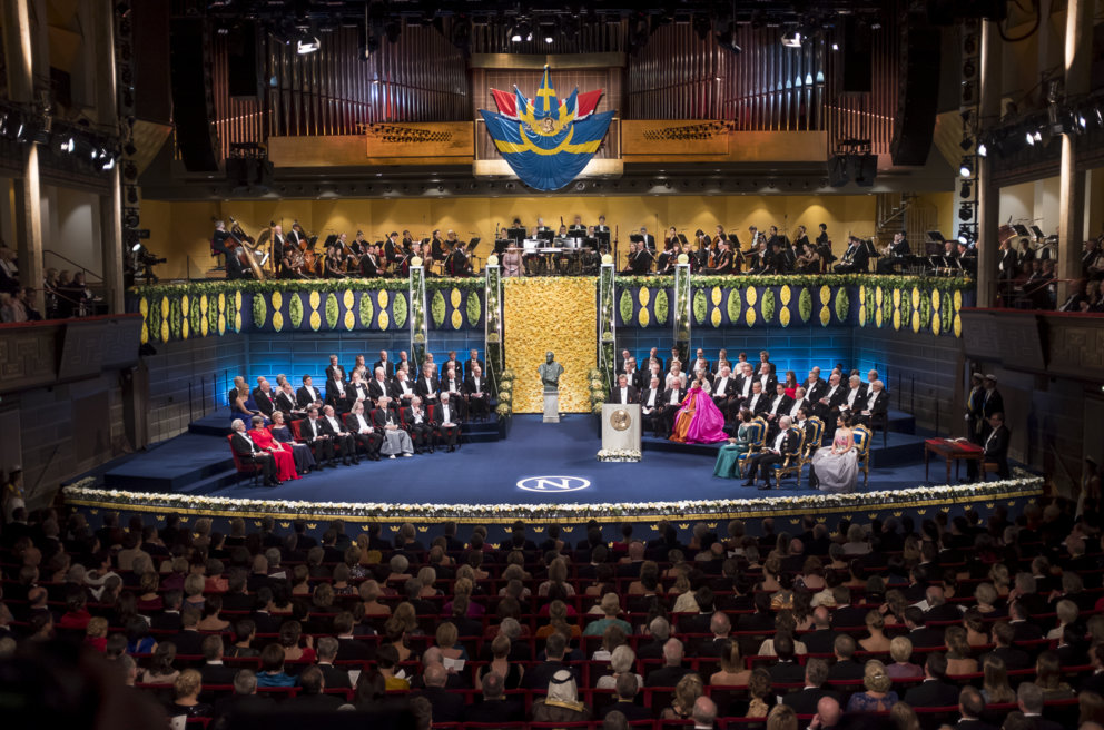 Церемония награждения Нобелевскими премиями за 2019 год завершилась в Стокгольме