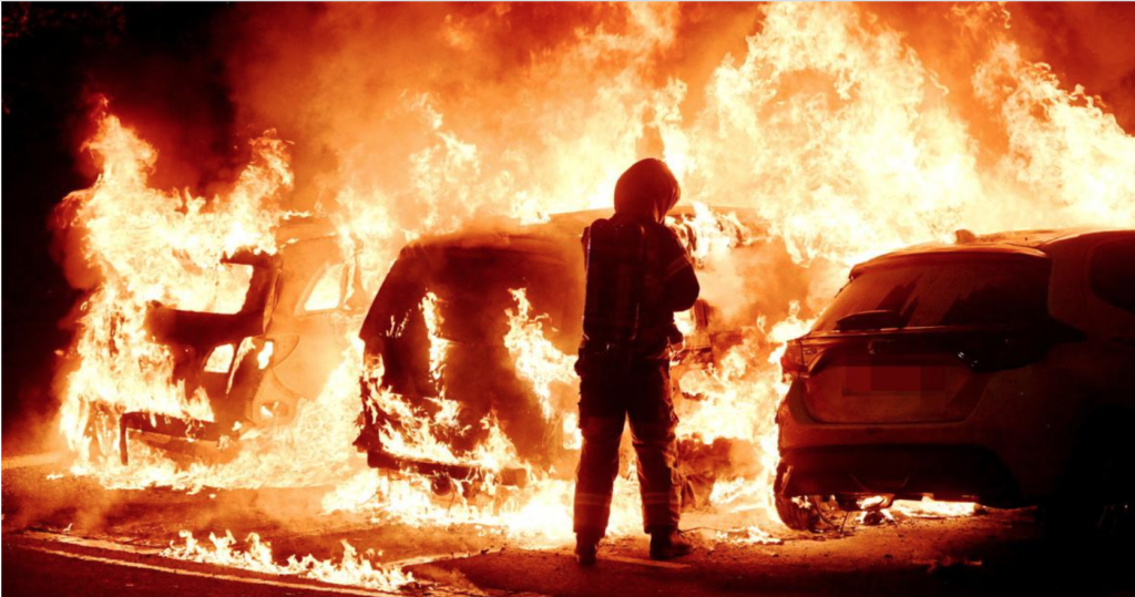 Несколько пожаров в центре Мальмё - сгорели автомобили