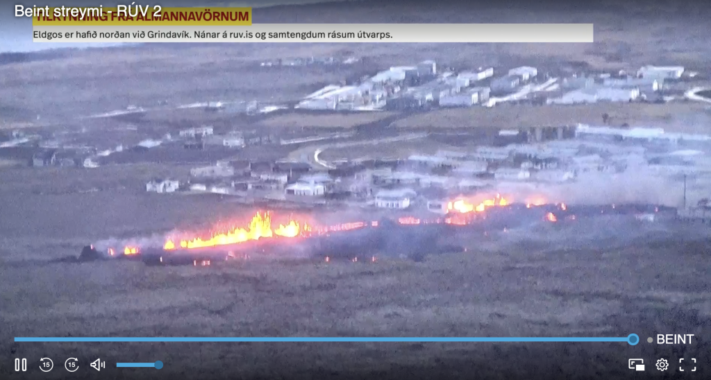 Новое извержение вулкана в Исландии в четырех милях от столицы